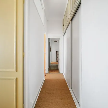 Apartment Riviera Palace - Vue Sur La - Parking Prive *